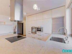 Pronájem bytu 4+kk, Olomouc - Nové Sady, Českobratrská, 151 m2