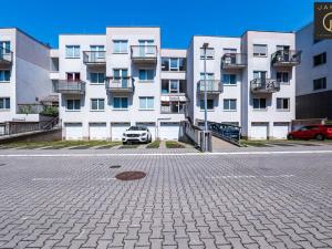Prodej bytu 2+kk, Praha - Hlubočepy, Chlupáčova, 53 m2