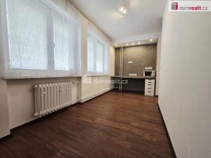 Pronájem bytu 3+kk, Praha - Břevnov, U vojenské nemocnice, 77 m2