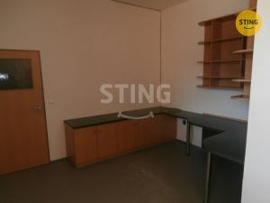 Pronájem skladu, Opava, Zámecký okruh, 251 m2