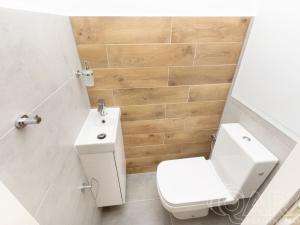 Pronájem bytu 2+1, Veselí nad Lužnicí, Blatské sídliště, 58 m2