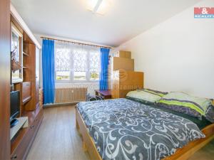 Prodej bytu 3+1, Toužim, Sídliště, 85 m2