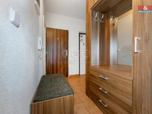 Prodej bytu 3+1, Toužim, Sídliště, 85 m2