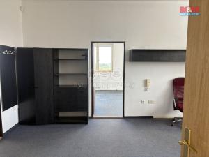 Pronájem kanceláře, Háje, 500 m2