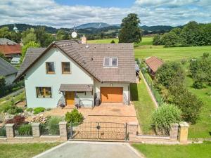 Prodej rodinného domu, Vlčice, 180 m2