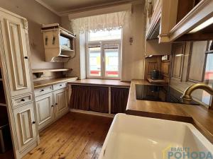 Pronájem bytu 3+1, Holice, Hradecká, 62 m2
