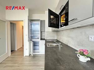 Pronájem bytu 2+kk, Kladno, Štěpána Rautenstraucha, 57 m2