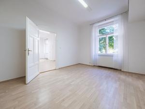 Pronájem kanceláře, Praha - Vinohrady, Na Švihance, 70 m2