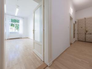 Pronájem kanceláře, Praha - Vinohrady, Na Švihance, 70 m2