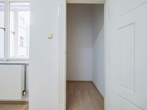 Pronájem kanceláře, Praha - Vinohrady, Na Švihance, 70 m2