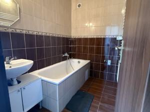 Pronájem bytu 2+1, Olomouc - Povel, kpt. Jaroše, 51 m2