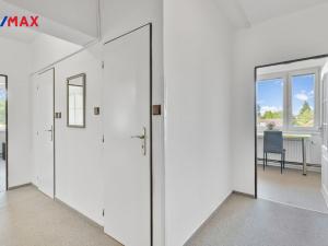 Prodej bytu 3+1, Nemyčeves, 74 m2