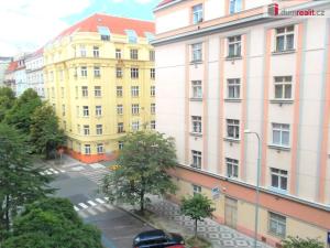 Pronájem bytu 1+kk, Praha - Vinohrady, Kolínská, 33 m2