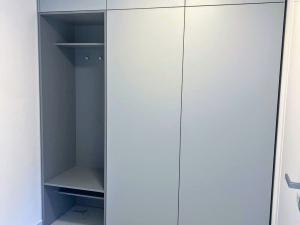 Pronájem bytu 1+kk, Praha - Smíchov, Smrčinská, 60 m2