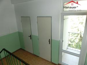 Pronájem bytu 2+1, Ústí nad Labem - Střekov, Tolstého, 60 m2