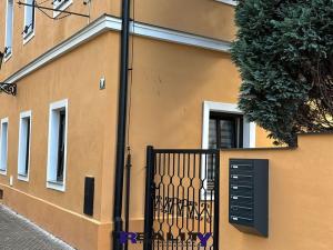 Pronájem bytu 1+kk, Žatec, Kovářská, 25 m2