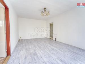 Prodej bytu 2+1, Klatovy - Klatovy II, Pod Koníčky, 51 m2
