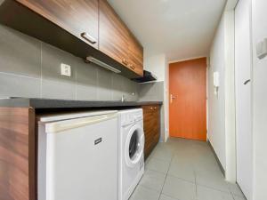 Pronájem bytu 1+kk, Praha - Vysočany, Freyova, 23 m2