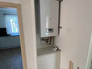 Pronájem bytu 2+kk, Velké Popovice, 50 m2