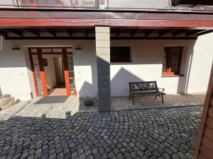 Pronájem bytu 2+kk, Velké Popovice, 50 m2