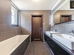Prodej bytu 4+kk, Praha - Libeň, V mezihoří, 92 m2