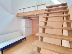 Pronájem bytu 1+kk, Praha - Řepy, Žalanského, 40 m2