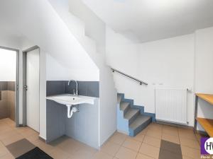 Prodej vícegeneračního domu, Podolanka, Pod Strání, 333 m2