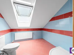 Prodej vícegeneračního domu, Podolanka, Pod Strání, 333 m2