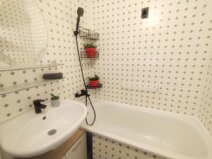 Pronájem bytu 2+1, Kopřivnice, Pod Bílou horou, 53 m2