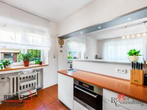 Prodej rodinného domu, Brno - Žebětín, Akátová, 222 m2