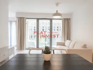 Pronájem bytu 1+kk, Praha - Karlín, U Mlýnského kanálu, 56 m2
