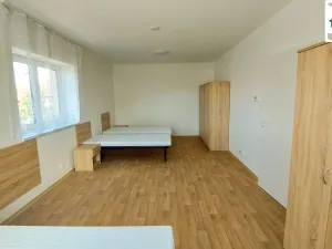 Pronájem bytu 1+1, Františkovy Lázně - Horní Lomany, Budovatelská, 50 m2