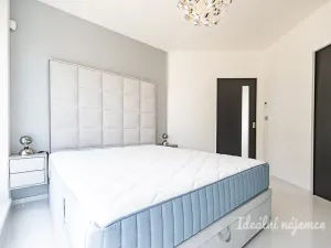 Pronájem bytu 4+kk, Praha - Libeň, Kurta Konráda, 107 m2