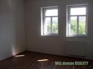Pronájem bytu 1+kk, Praha - Vysočany, Freyova, 25 m2