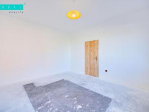 Prodej bytu 2+1, Luběnice, 140 m2