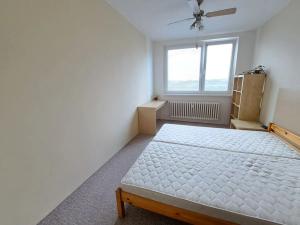 Pronájem bytu 3+1, Zlín, Slezská, 73 m2
