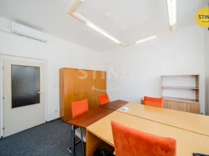 Pronájem kanceláře, Ostrava, Starobělská, 250 m2