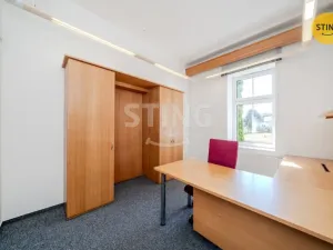 Pronájem kanceláře, Ostrava, Starobělská, 250 m2