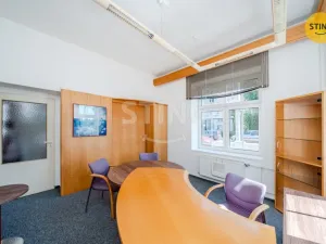 Pronájem kanceláře, Ostrava, Starobělská, 250 m2