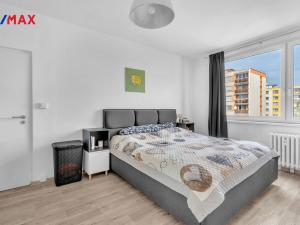 Prodej bytu 3+1, Hradec Králové - Moravské Předměstí, Sekaninova, 74 m2