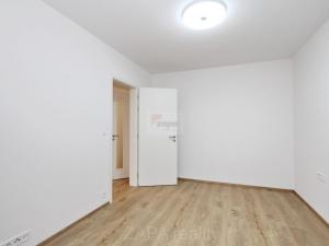 Pronájem bytu 2+kk, Praha - Horní Měcholupy, Milánská, 40 m2