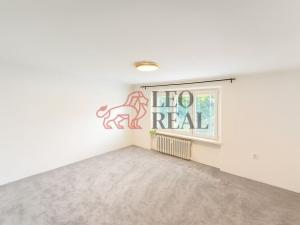 Pronájem bytu 3+1, Komárov, Odborářská, 62 m2