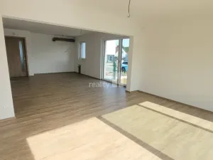 Prodej rodinného domu, Kladno - Dubí, Pechlátova, 353 m2