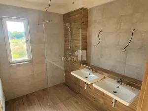 Prodej rodinného domu, Kladno - Dubí, Pechlátova, 353 m2