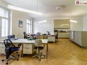 Pronájem kanceláře, Praha, Ostrovní, 118 m2