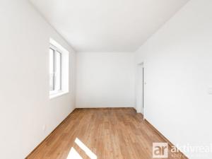 Pronájem bytu 1+kk, Ovčáry, Na Bulánce, 30 m2