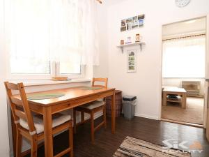 Prodej bytu 2+1, Louny, 28. října, 49 m2