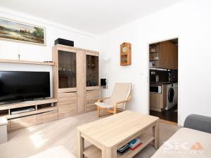 Prodej bytu 2+1, Louny, 28. října, 49 m2