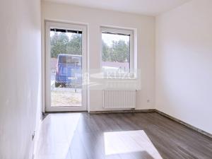 Prodej bytu 2+kk, Hýskov, Nad Sokolovnou, 73 m2