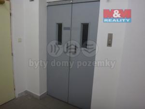 Pronájem kanceláře, Pardubice - Polabiny, Lonkova, 23 m2